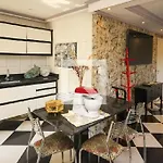 Apartamento Inteiro, Para A Familia